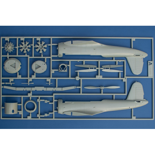 Academy 12324 Сборная модель SB2U-3 Vindicator "Battle of Midway" 1:48