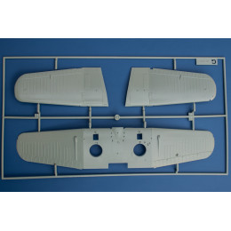 Academy 12324 Сборная модель SB2U-3 Vindicator "Battle of Midway" 1:48