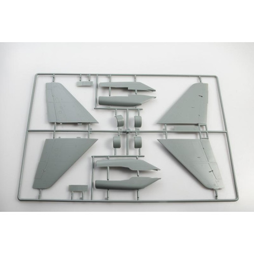 Academy 12227 Сборная модель M-29AS Slovak Air Force Special Edition 1:48