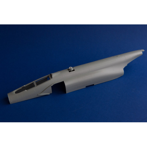 Academy 12232 Сборная модель F-4B Phantom "VF-111 Sundowners" 1:48