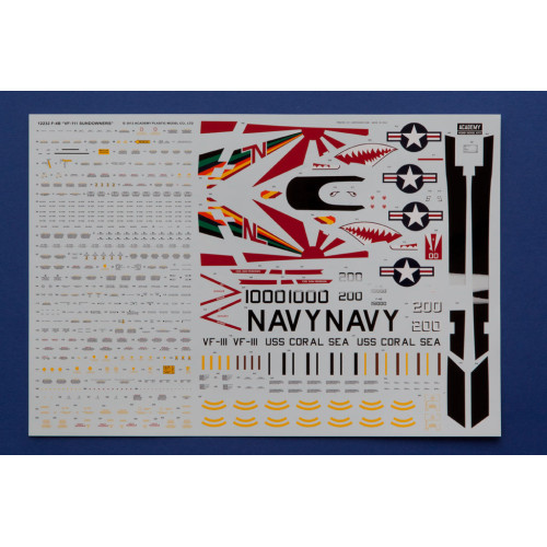 Academy 12232 Сборная модель F-4B Phantom "VF-111 Sundowners" 1:48
