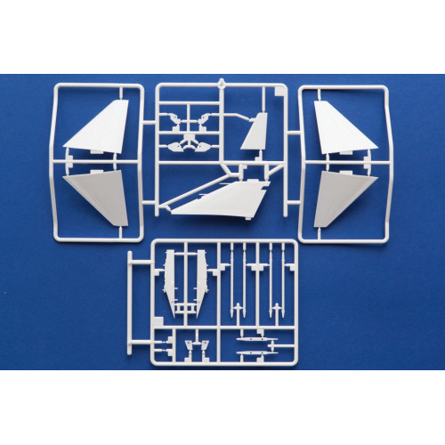 Academy 12232 Сборная модель F-4B Phantom "VF-111 Sundowners" 1:48