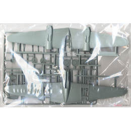 Academy 12282 Сборная модель P-38, P-38J, Droopsnoot, P-38L, F-5E 1:48