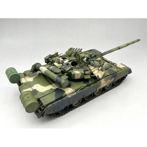 Amusing Hobby 35A060 Сборная модель Russian Main Battle Танк 80U Full interior kit 1:35