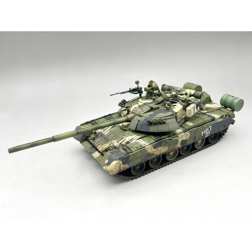 Amusing Hobby 35A060 Сборная модель Russian Main Battle Танк 80U Full interior kit 1:35