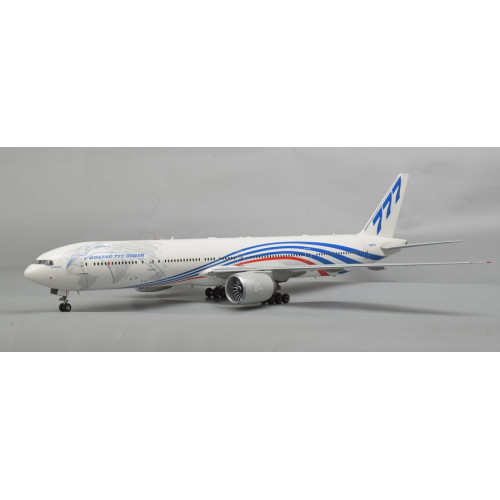 Звезда 7012 Сборная модель Боинг 777-300 ER 1:144