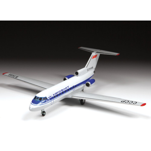 Звезда 7030 Сборная модель Турбореактивный пассажирский самолет Як-40 1:144